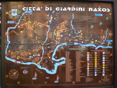 City of Giardini-Naxos's tile placard.